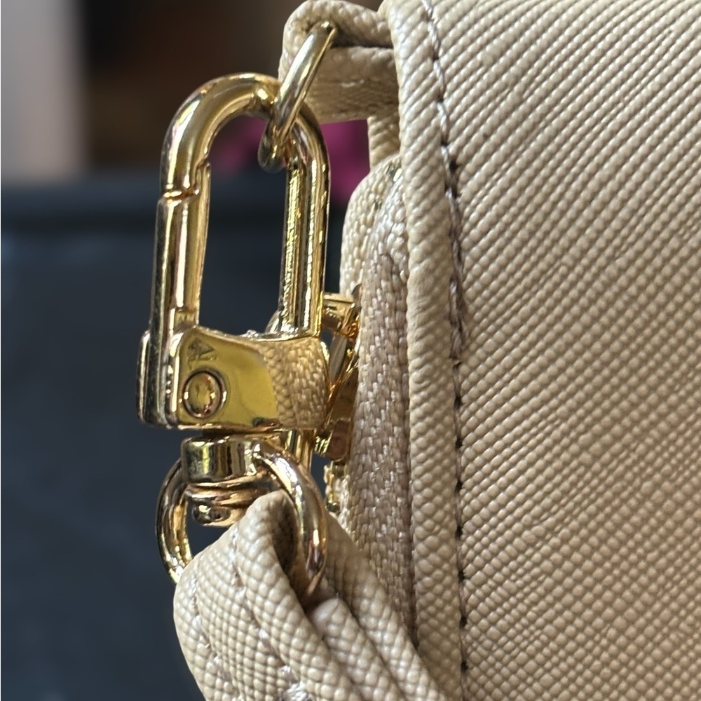LOST + WANDER Travel Wristlet Organizer - NEW - Picture 2 of 8